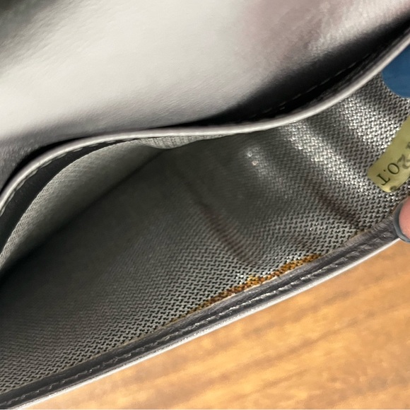 Chanel Black Lambskin Vertical Stitch Bifold Leather Wallet - Picture 5 of 8